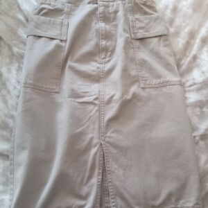 H&M Kacki Pencil Skirt